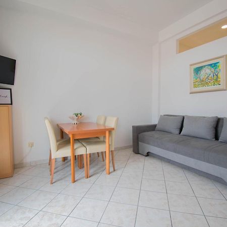 Apartments Manuela - Baška Voda Zewnętrze zdjęcie