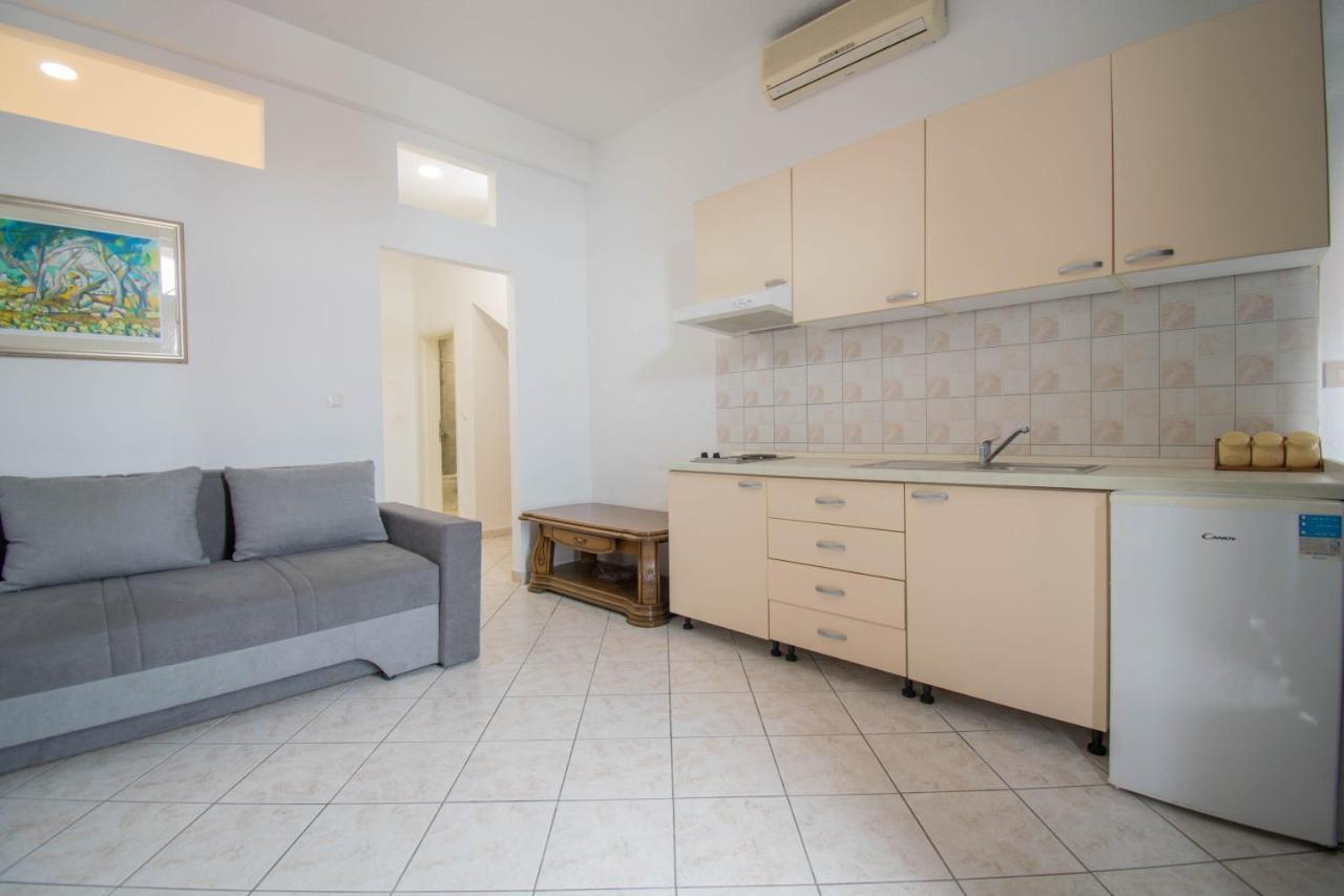Apartments Manuela - Baška Voda Zewnętrze zdjęcie