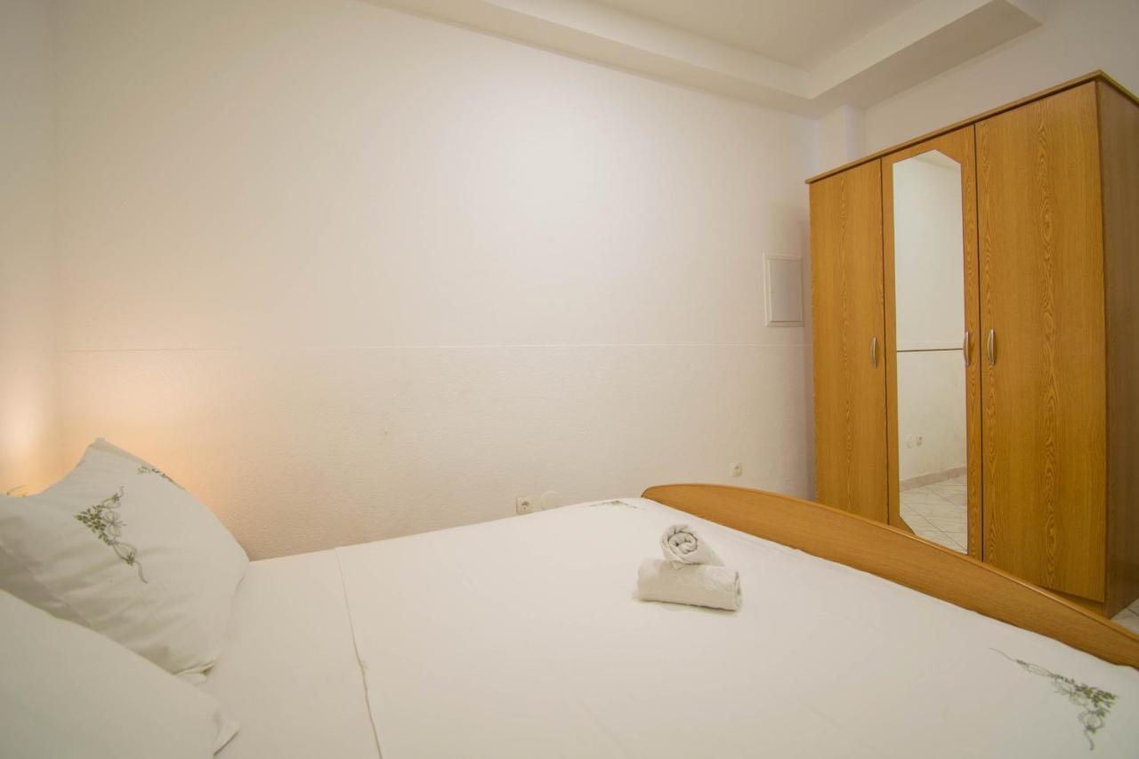 Apartments Manuela - Baška Voda Zewnętrze zdjęcie