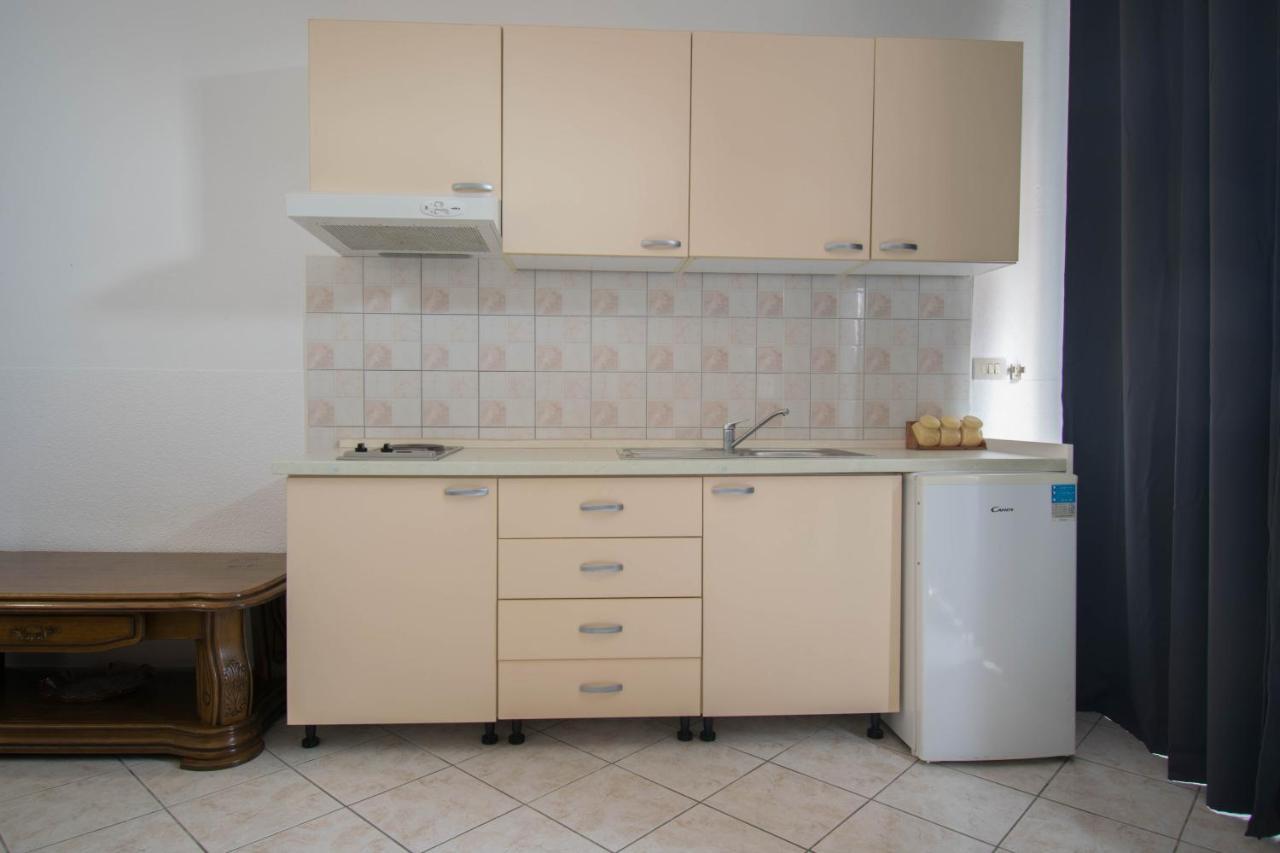 Apartments Manuela - Baška Voda Zewnętrze zdjęcie